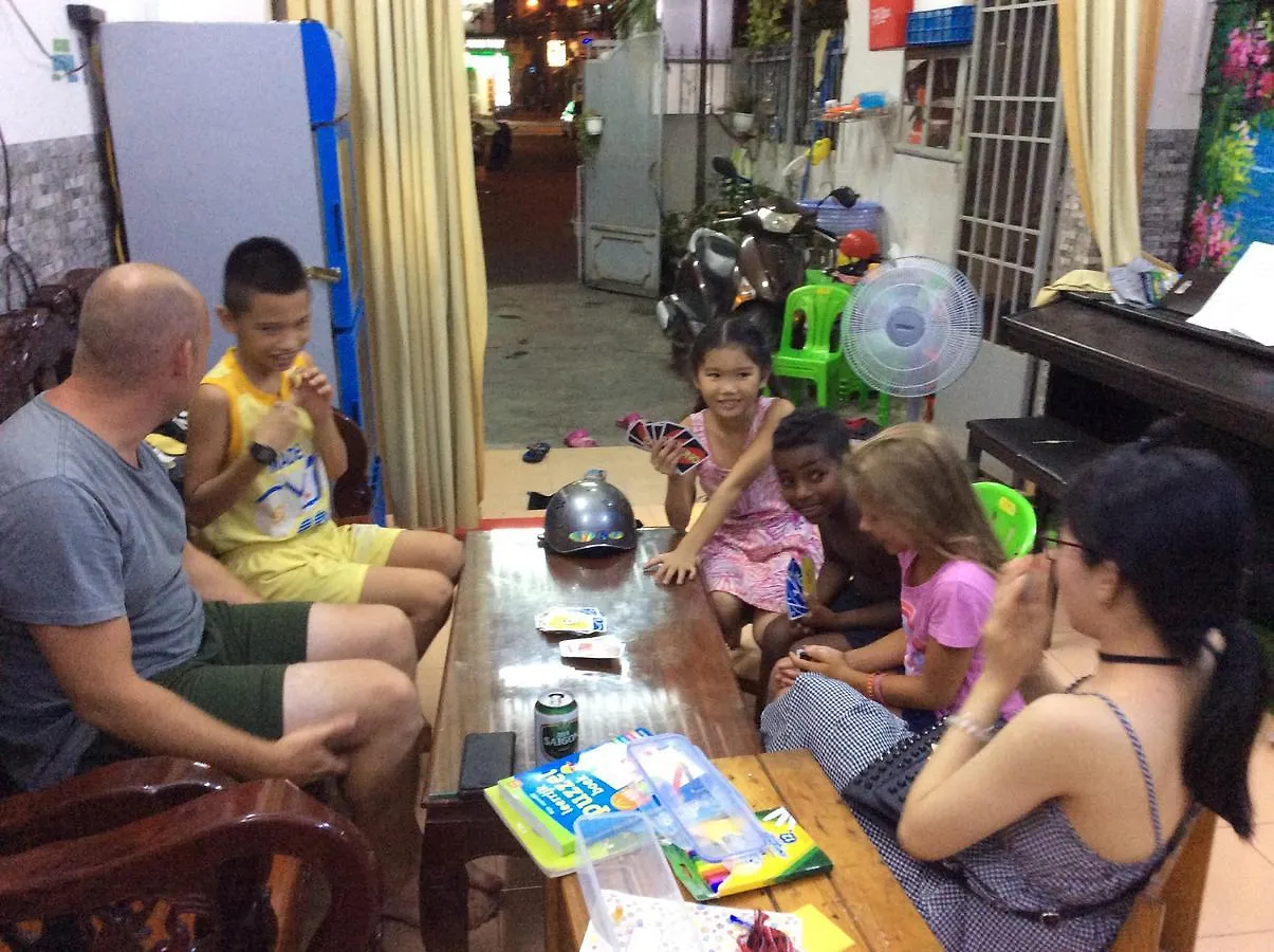 Fami Homestay 나트랑 0*,